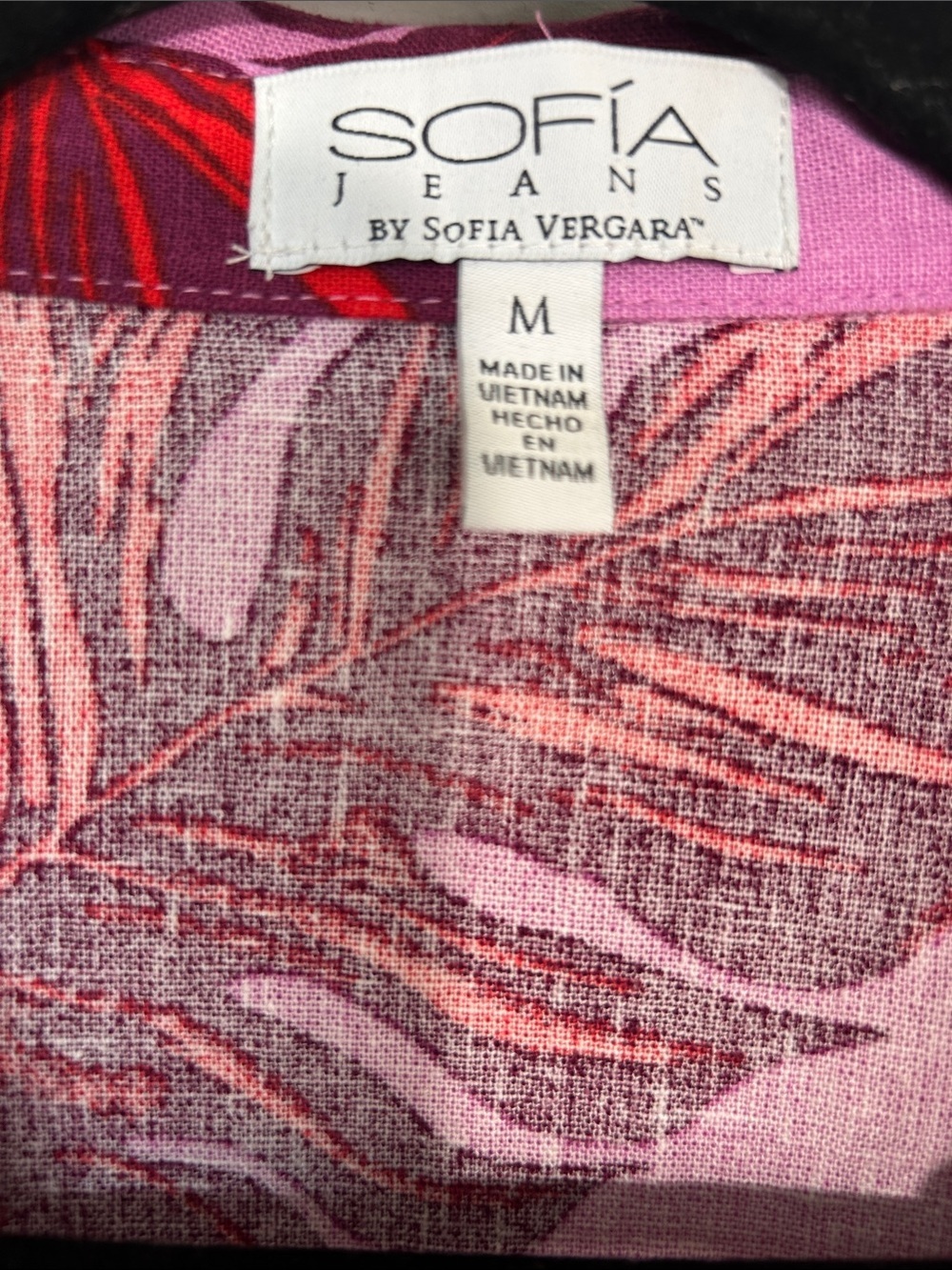 sofia by sofia vergara Pink Tropical Print Tie-Front Blouse - Picture 3 of 6